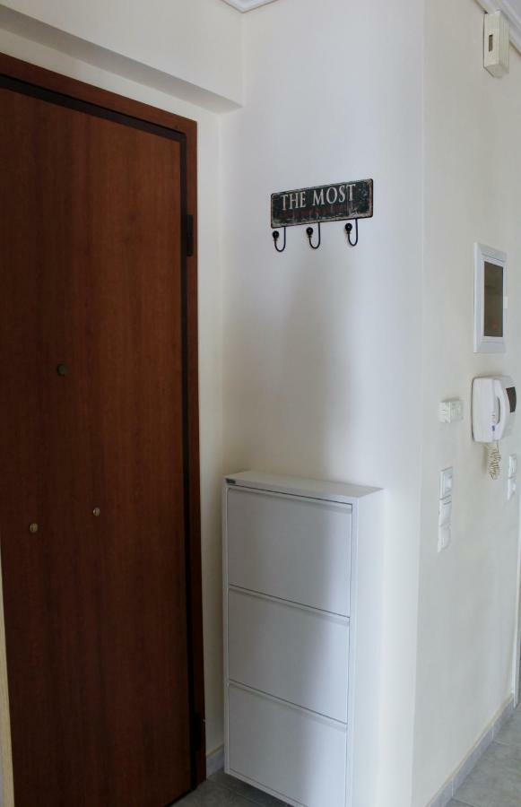 Cozy Studio Apartment In Pireus Eksteriør billede