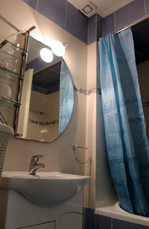 Cozy Studio Apartment In Pireus Eksteriør billede